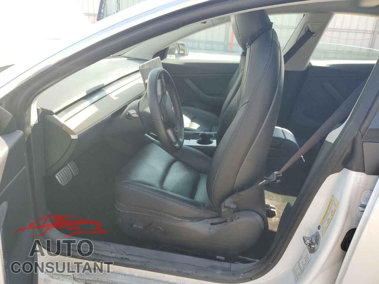 TESLA MODEL 3 2020 - 5YJ3E1EC4LF641472