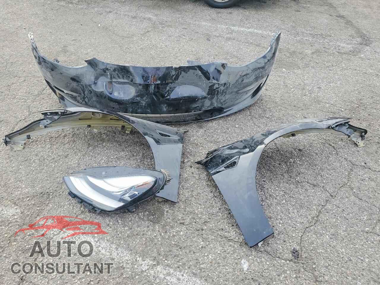 TESLA MODEL 3 2020 - 5YJ3E1EB3LF806970