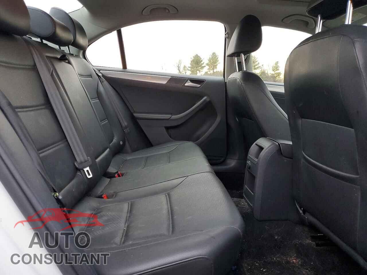VOLKSWAGEN JETTA 2017 - 3VWDB7AJ4HM376556