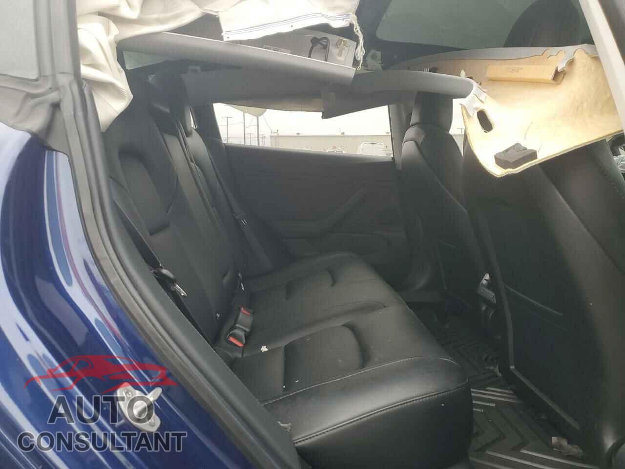TESLA MODEL 3 2018 - 5YJ3E1EA7JF164273