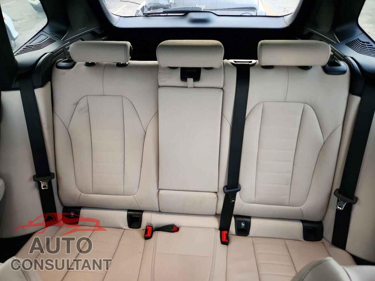 BMW X3 2021 - 5UXTY9C01M9E42696