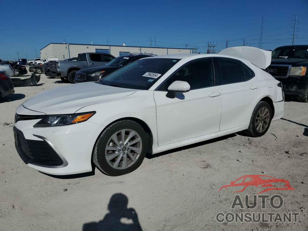 TOYOTA CAMRY 2021 - 4T1C11AKXMU511757