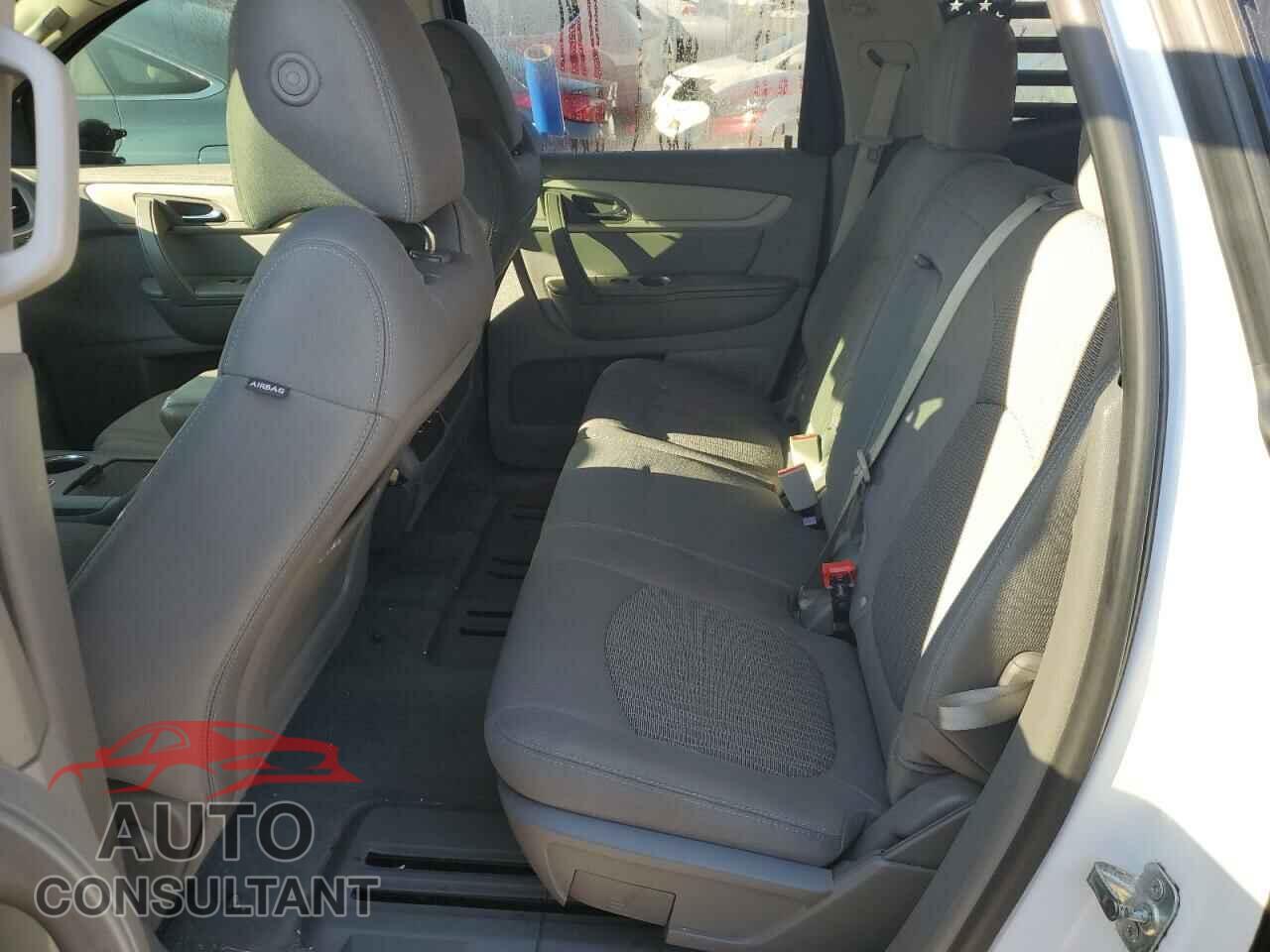 CHEVROLET TRAVERSE 2017 - 1GNKRFED1HJ310698