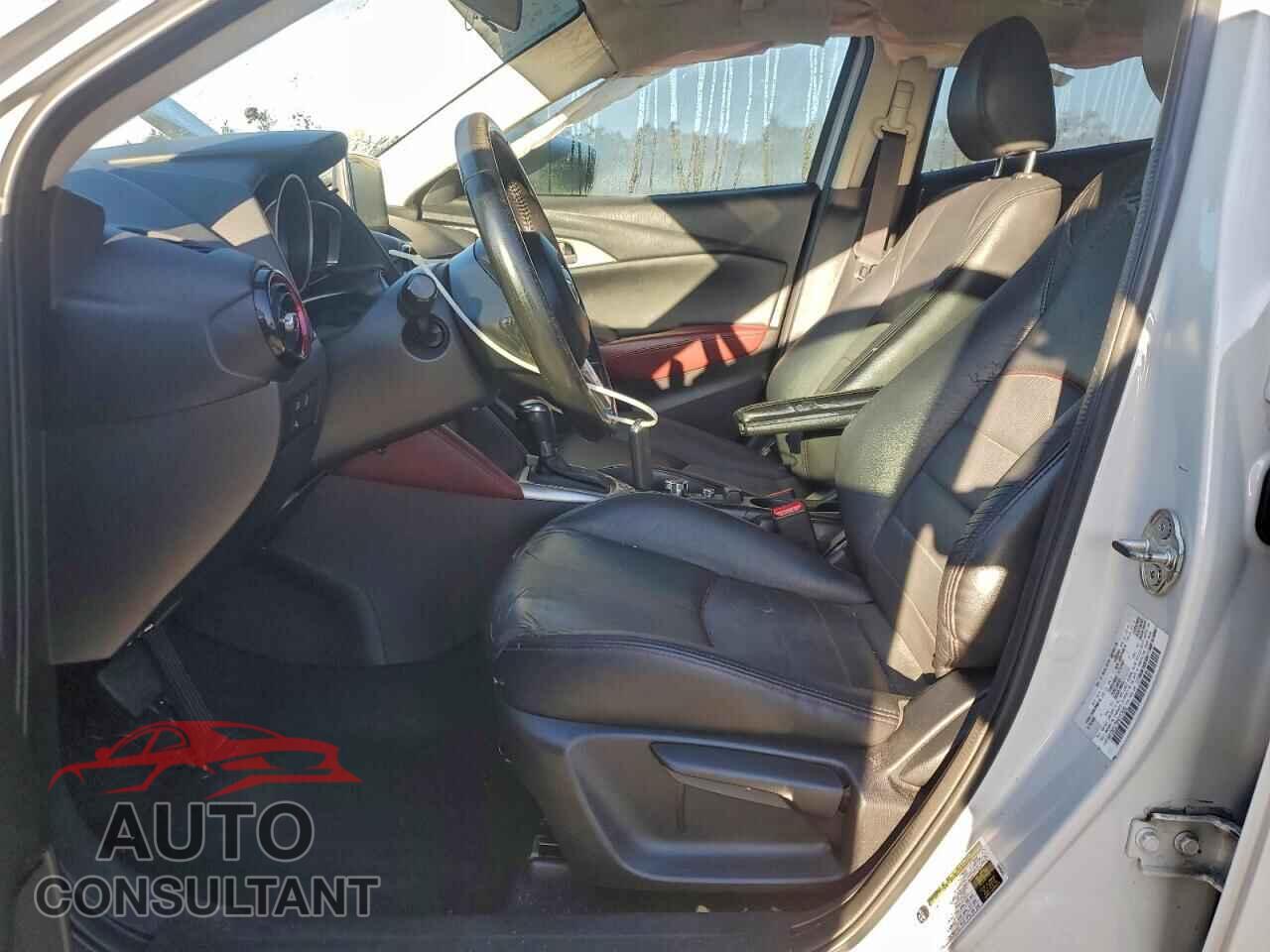 MAZDA CX-3 2017 - JM1DKDC76H0157586