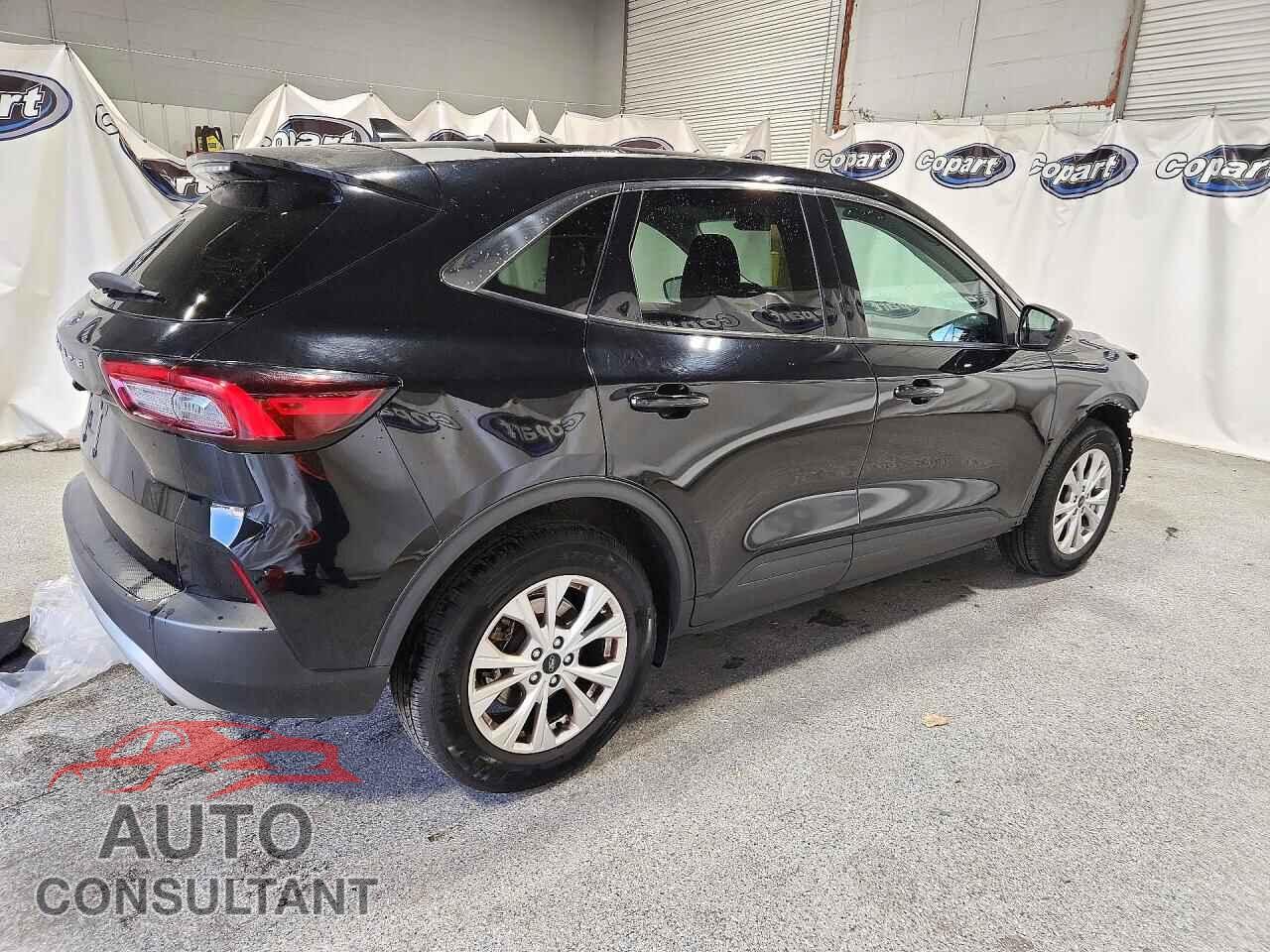 FORD ESCAPE 2023 - 1FMCU0GNXPUA28082