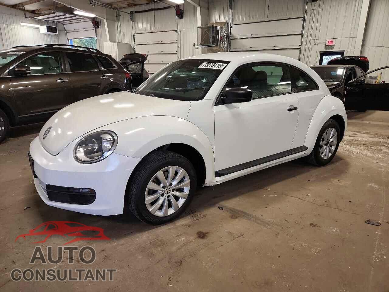 VOLKSWAGEN BEETLE 2014 - 3VWF17AT0EM651431