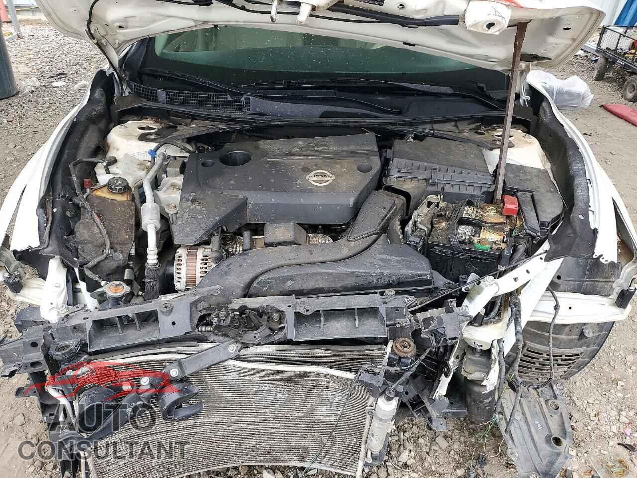 NISSAN ALTIMA 2013 - 1N4AL3AP2DC127173