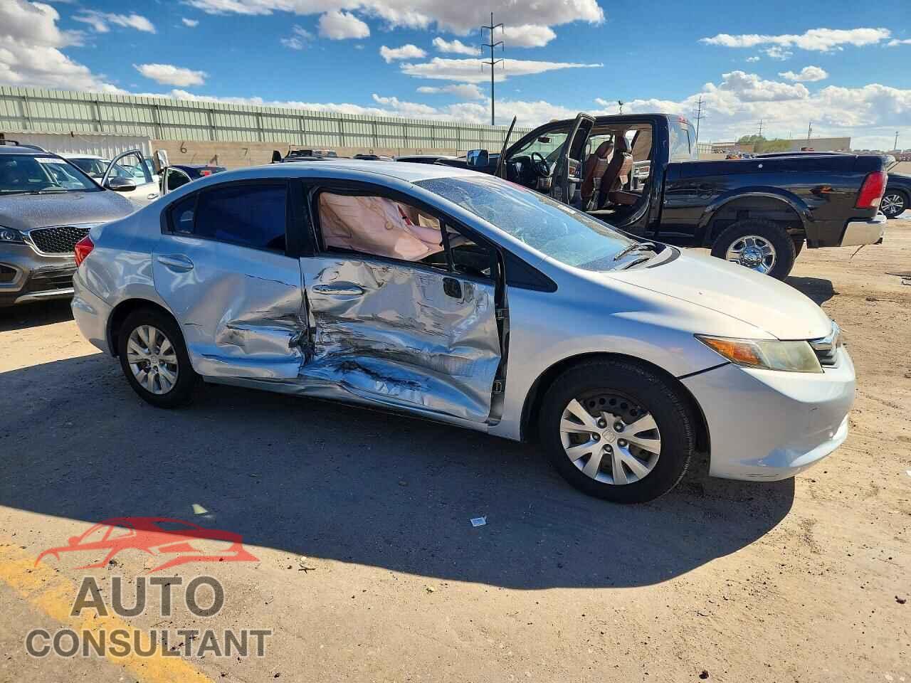 HONDA CIVIC 2012 - 2HGFB2F58CH566265