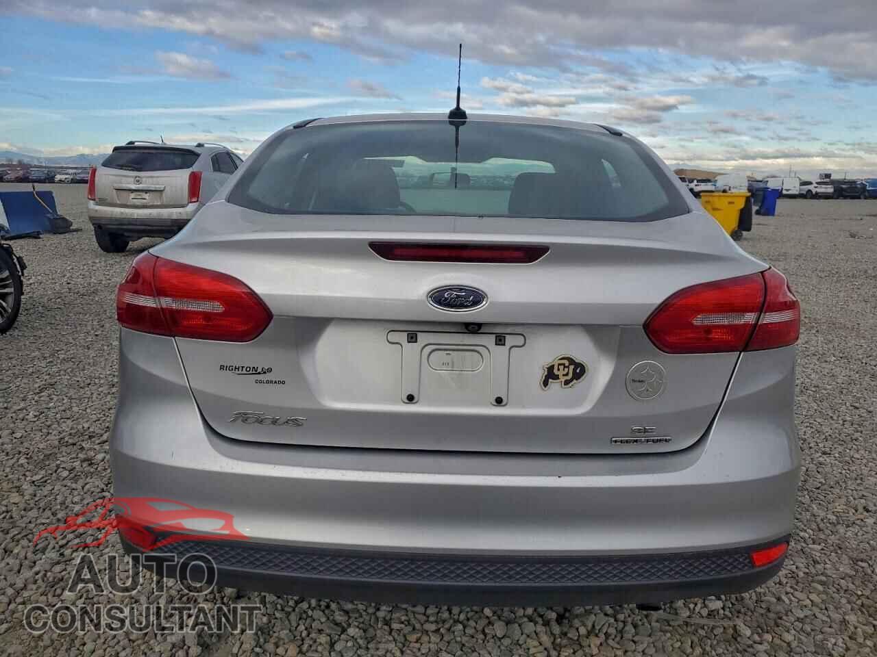 FORD FOCUS 2015 - 1FADP3F20FL261536