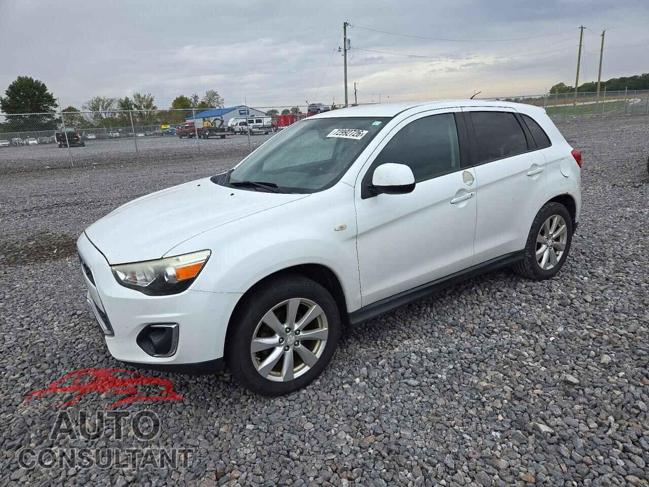 MITSUBISHI OUTLANDER 2013 - 4A4AP3AU7DE011663