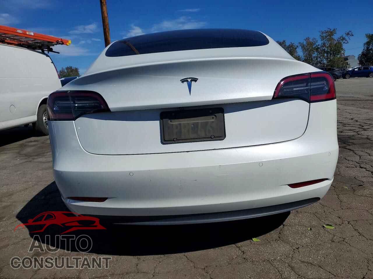 TESLA MODEL 3 2020 - 5YJ3E1EA8LF660511