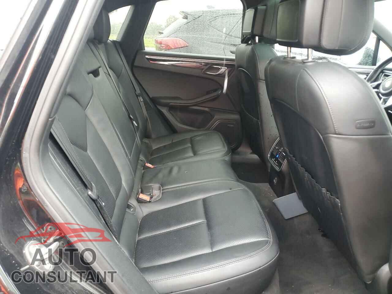 PORSCHE MACAN 2017 - WP1AA2A59HLB00646
