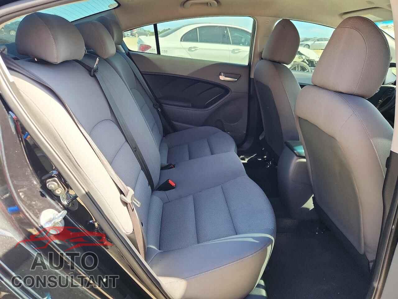 KIA FORTE 2017 - 3KPFK4A76HE083914