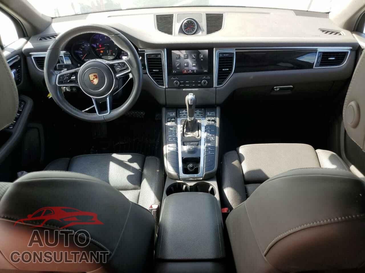 PORSCHE MACAN 2018 - WP1AA2A57JLB05298