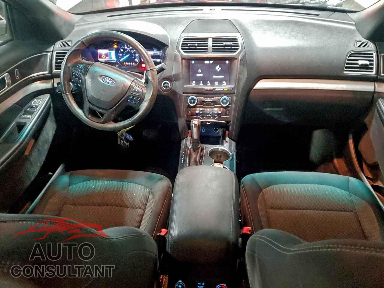 FORD EXPLORER 2017 - 1FM5K8D83HGA93626