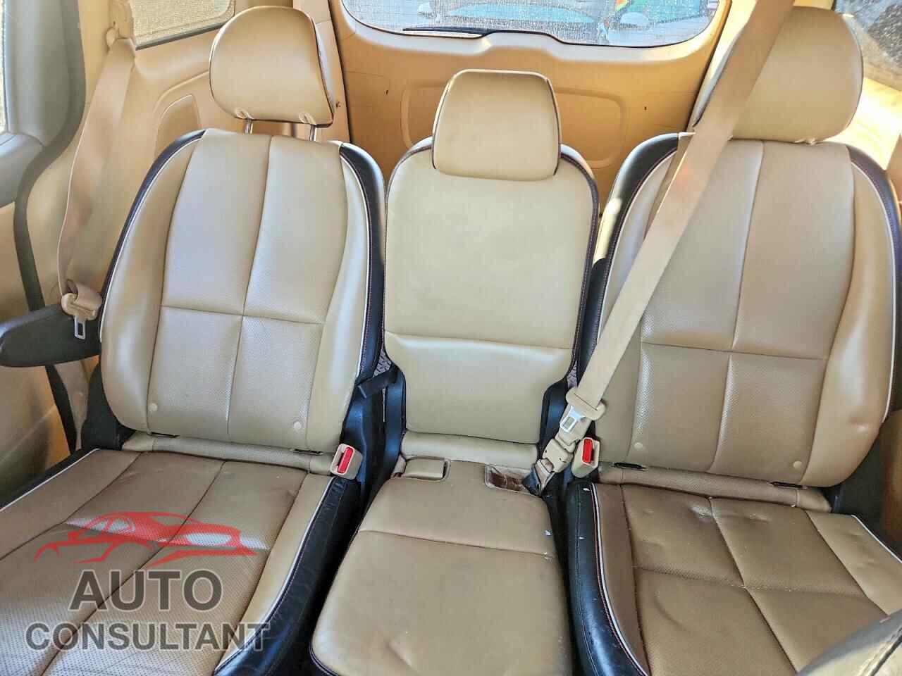 KIA All Models 2017 - KNDMB5C17H6292526