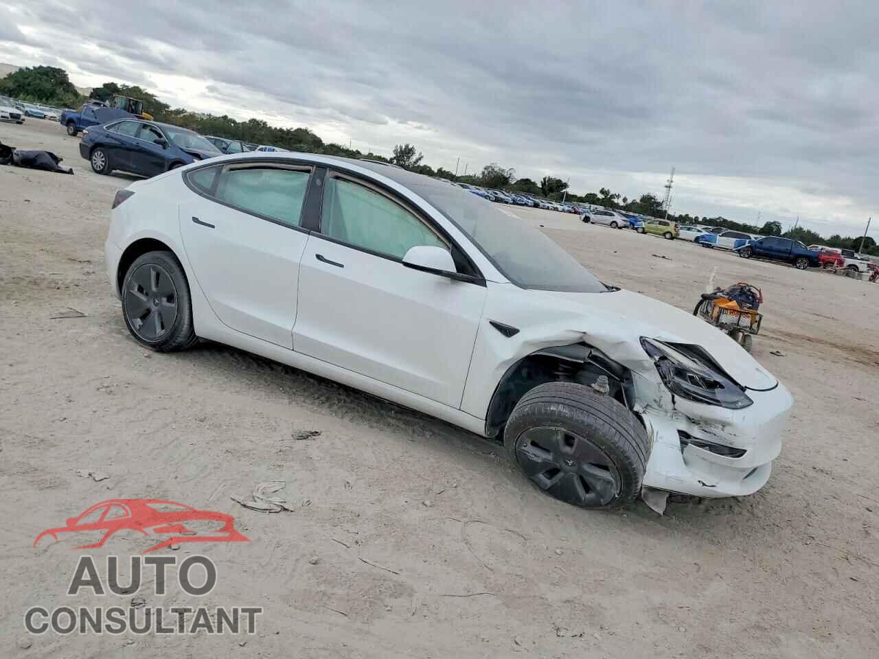 TESLA MODEL 3 2022 - 5YJ3E1EA3NF328768