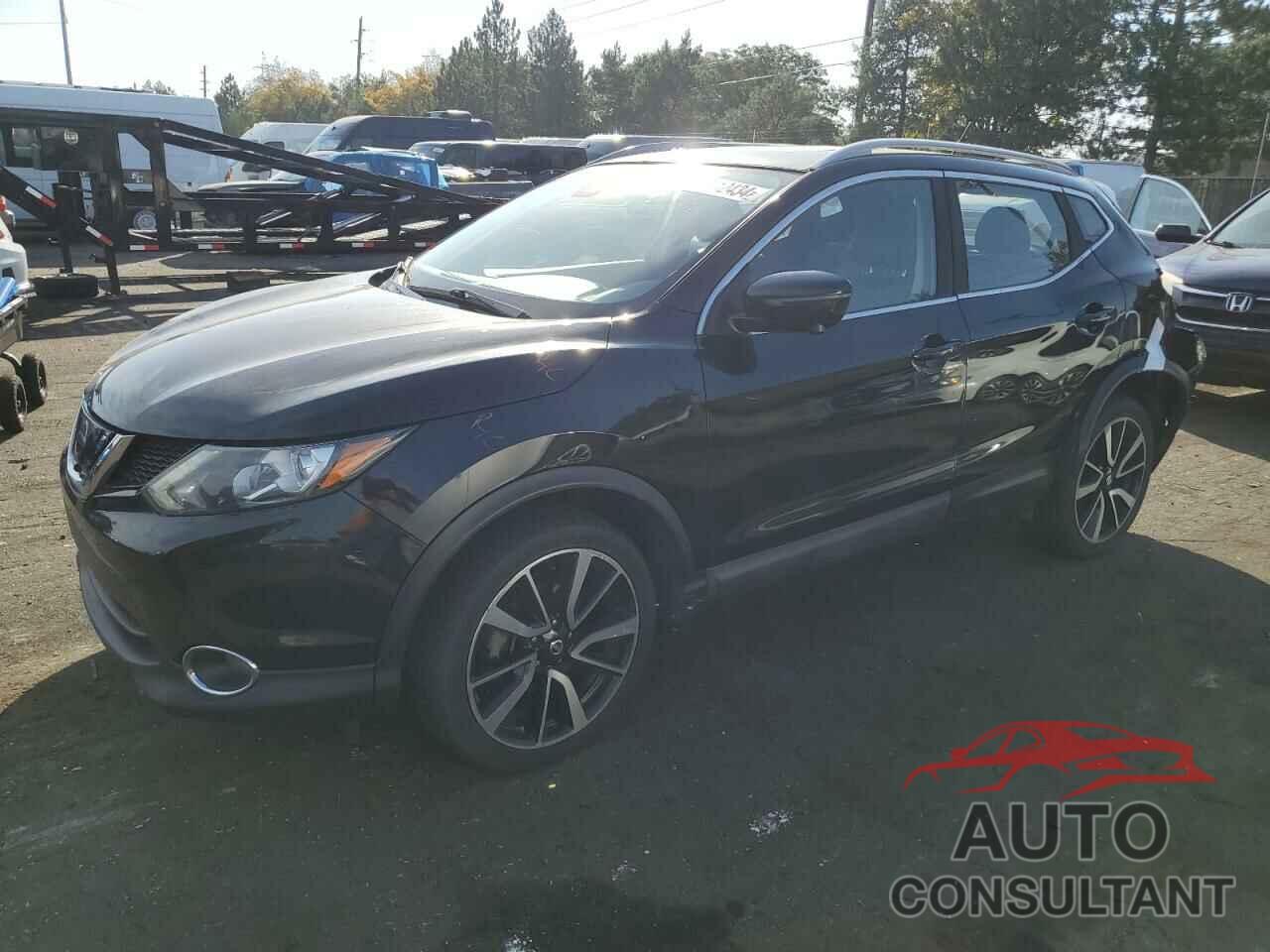 NISSAN ROGUE 2017 - JN1BJ1CR4HW104878