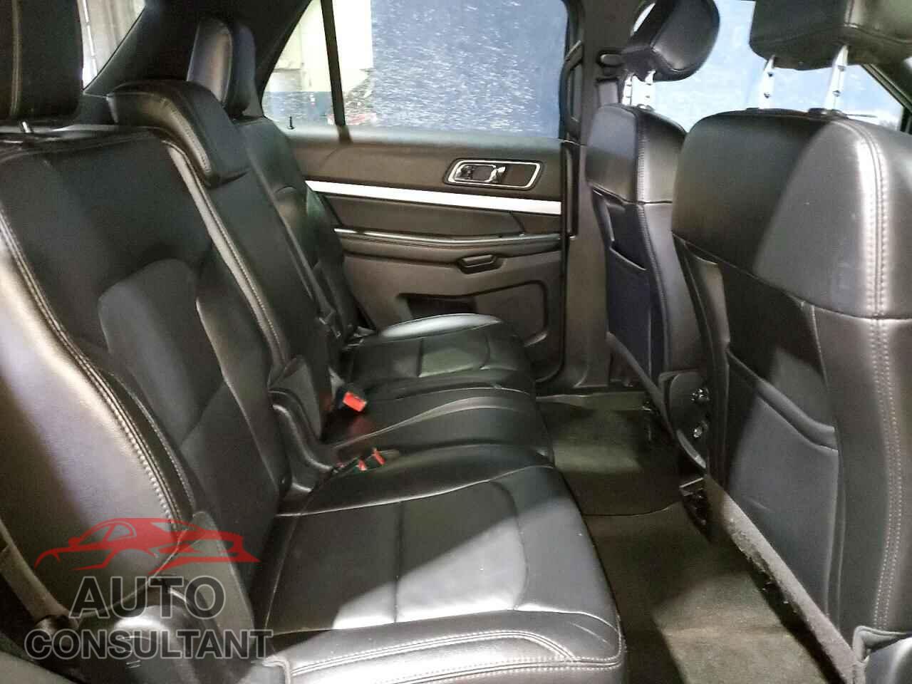 FORD EXPLORER 2017 - 1FM5K7D86HGA74675