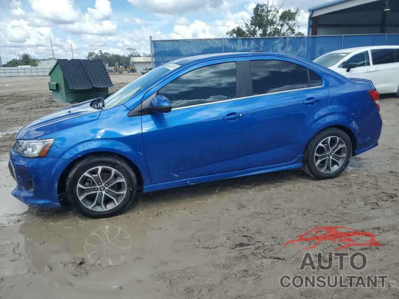 CHEVROLET SONIC 2017 - 1G1JD5SHXH4163308