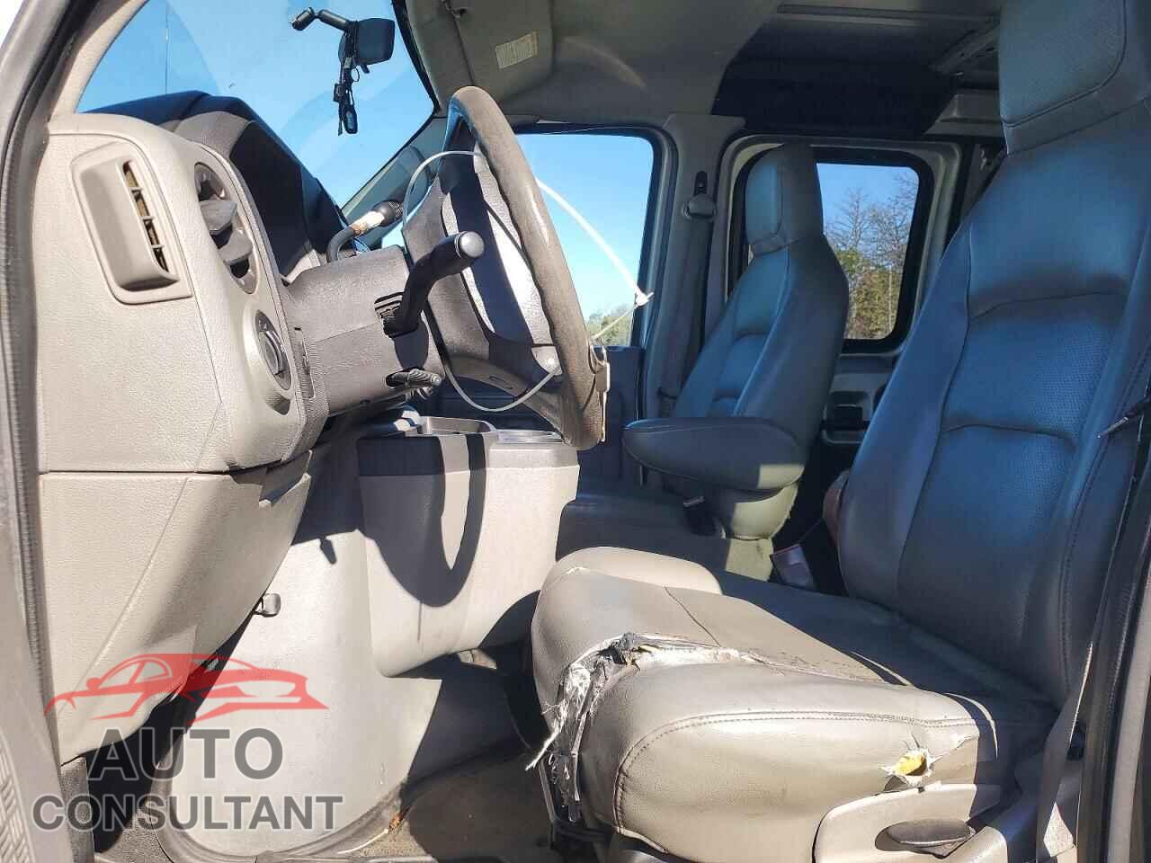 FORD ECONOLINE 2009 - 1FTNS24W39DA17682