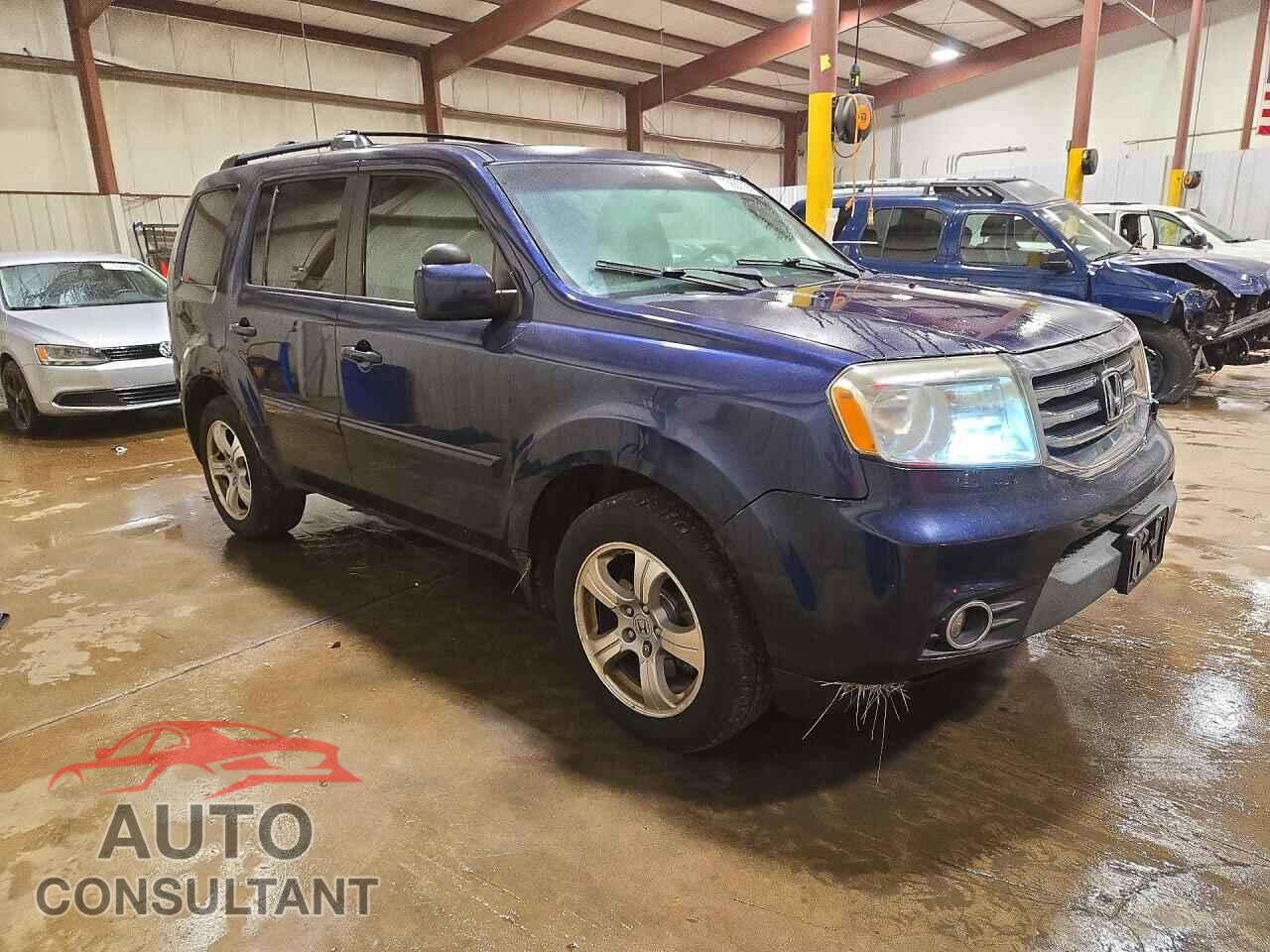 HONDA PILOT 2015 - 5FNYF4H44FB006068