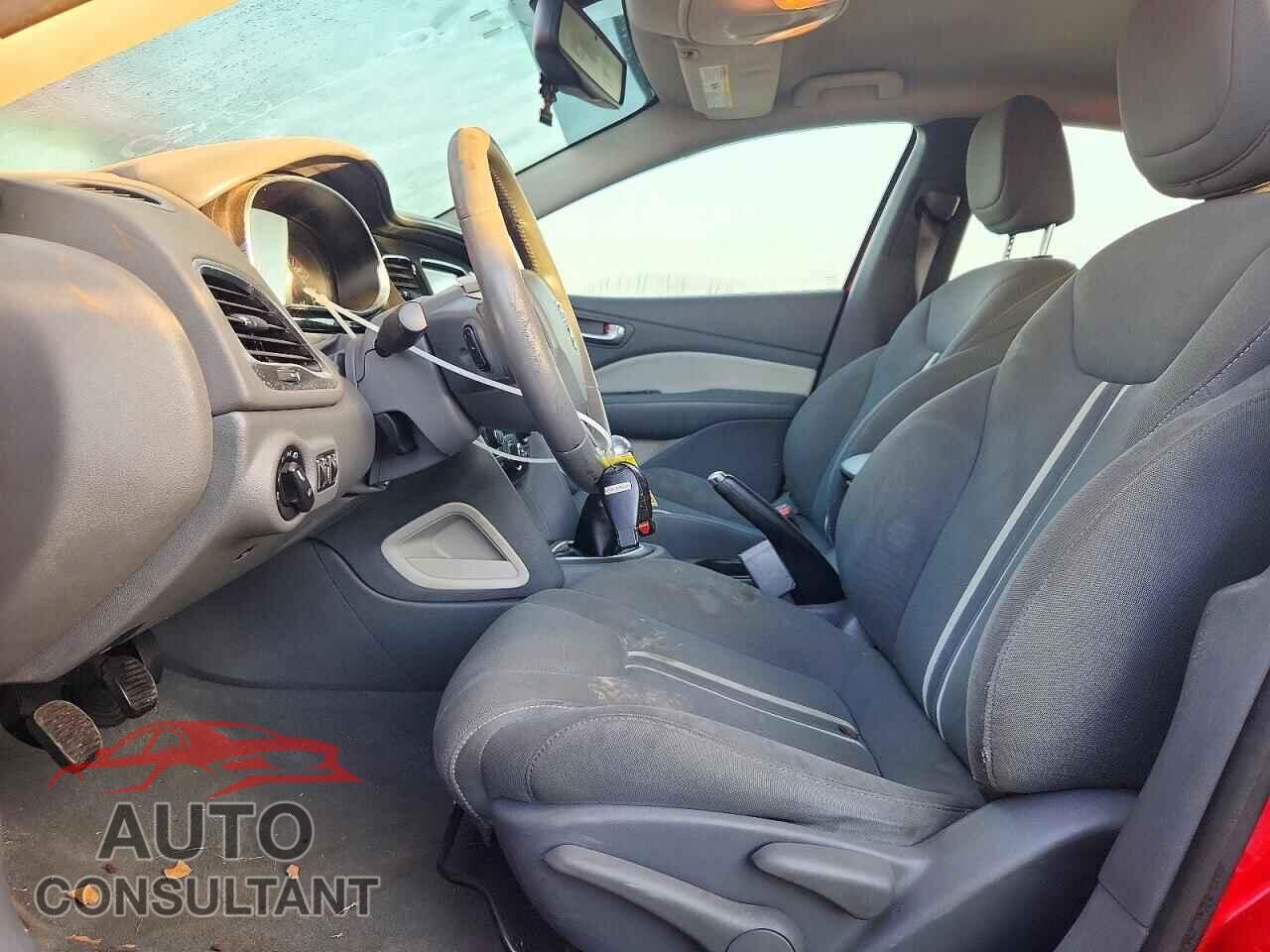 DODGE DART 2013 - 1C3CDFBH8DD641083