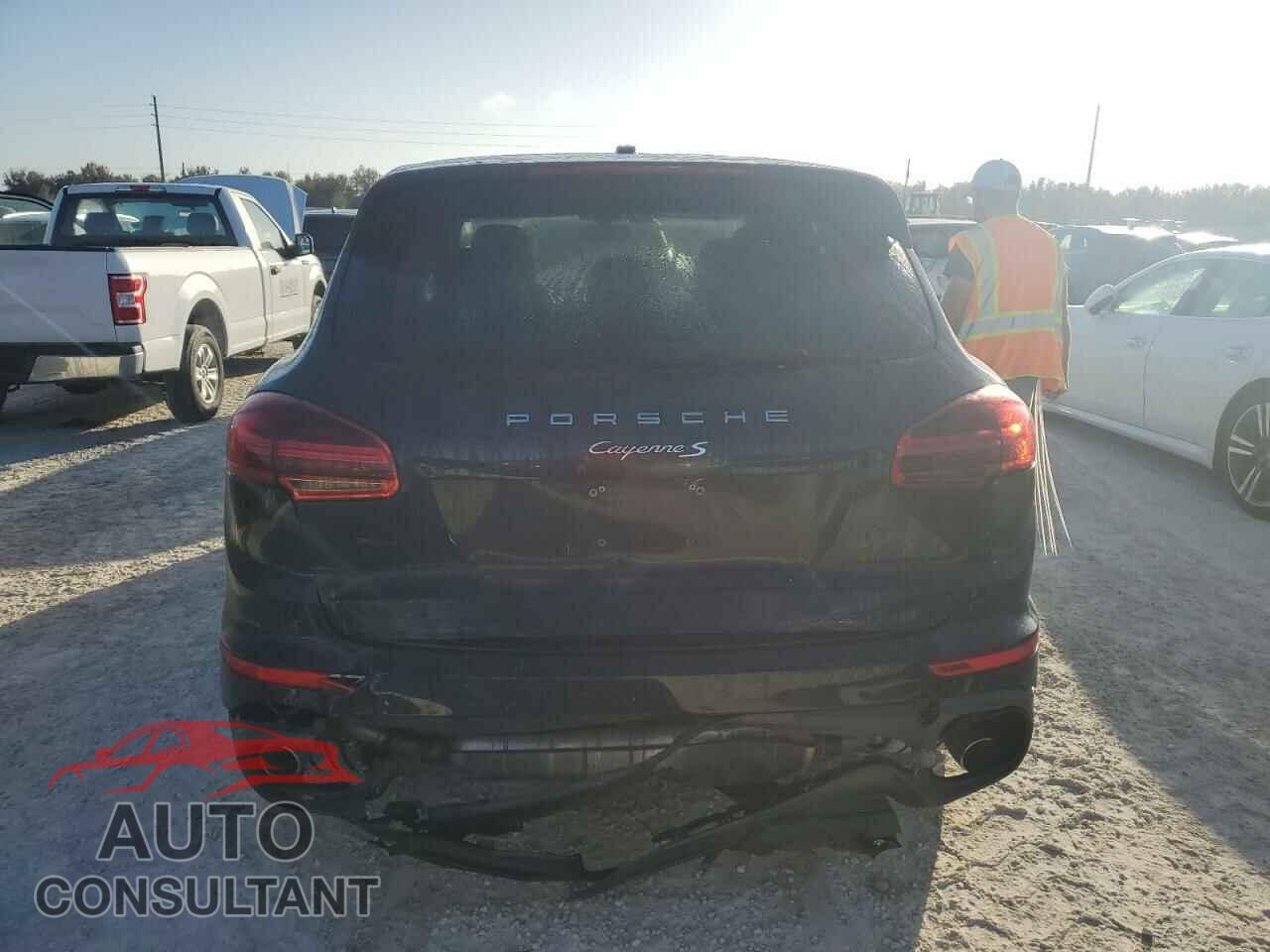 PORSCHE CAYENNE 2016 - WP1AB2A25GLA96211