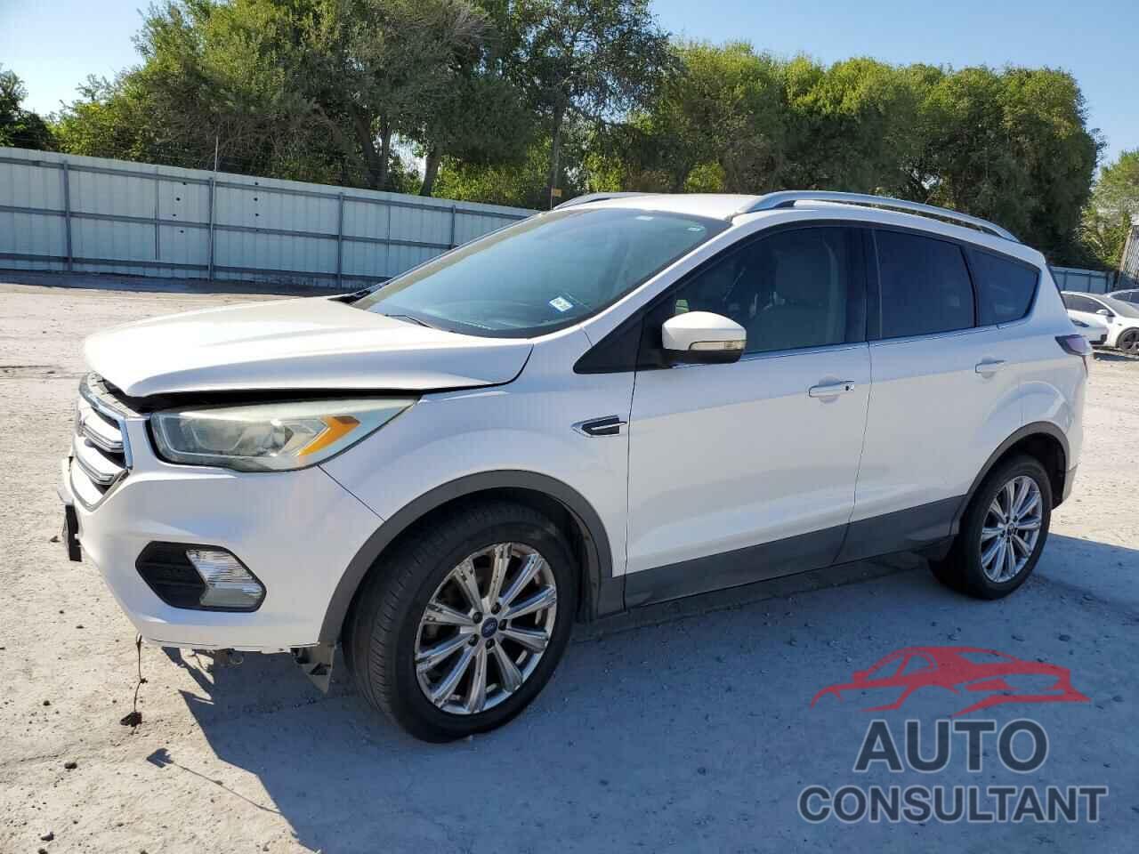 FORD ESCAPE 2017 - 1FMCU0JD6HUD40305