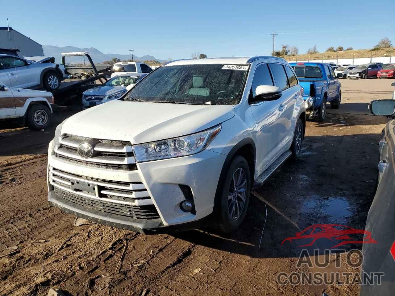TOYOTA HIGHLANDER 2017 - 5TDJZRFH6HS454953