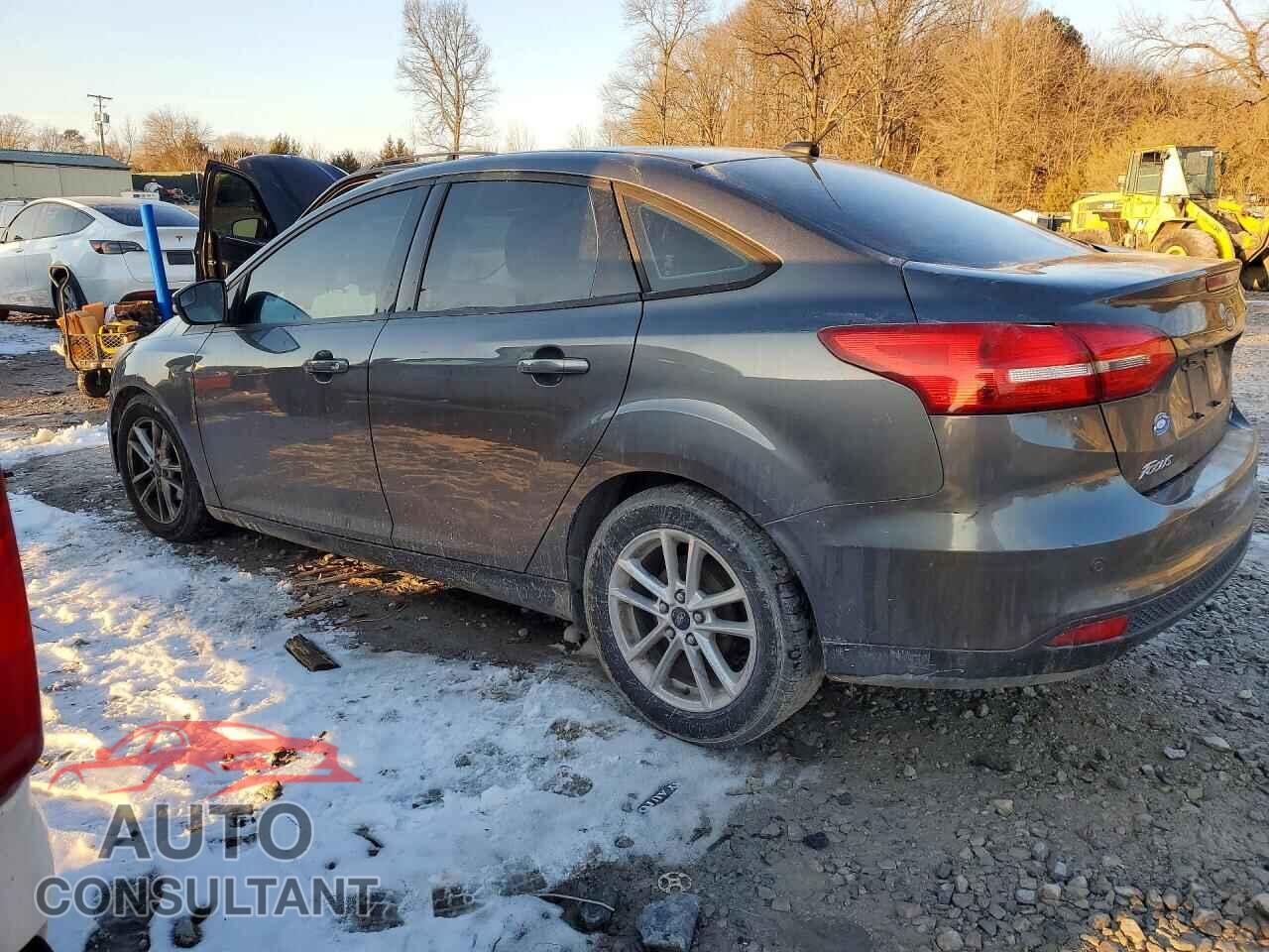 FORD FOCUS 2015 - 1FADP3F29FL246873