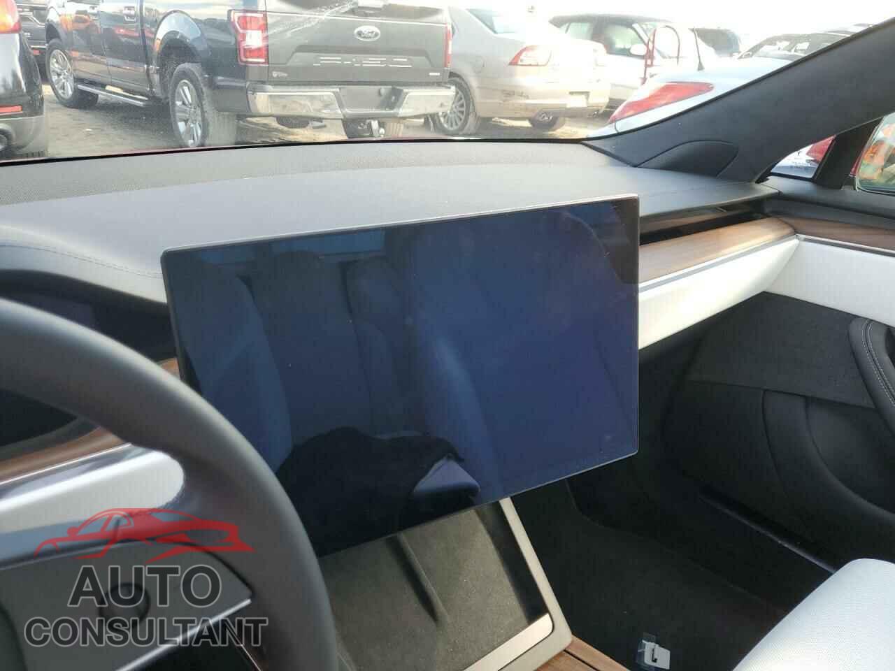 TESLA MODEL S 2023 - 5YJSA1E56PF520196