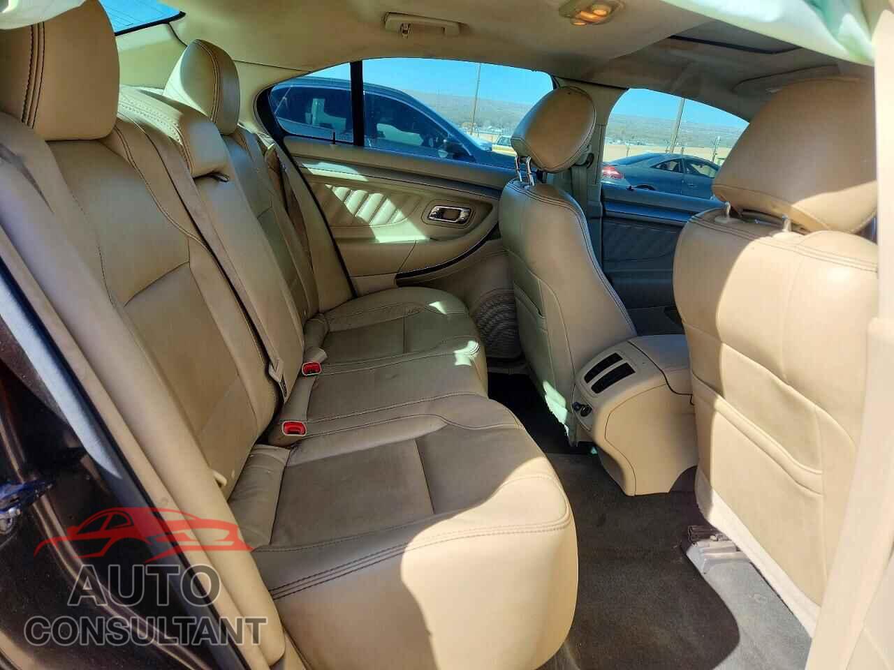 FORD TAURUS 2013 - 1FAHP2E8XDG175173
