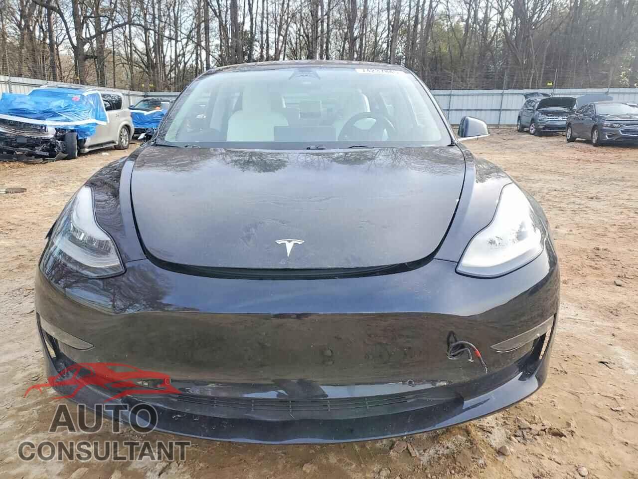 TESLA MODEL 3 2018 - 5YJ3E1EB6JF100377