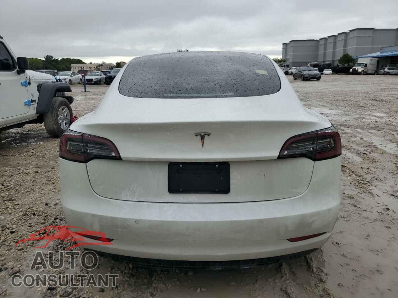 TESLA MODEL 3 2021 - 5YJ3E1EA3MF907922