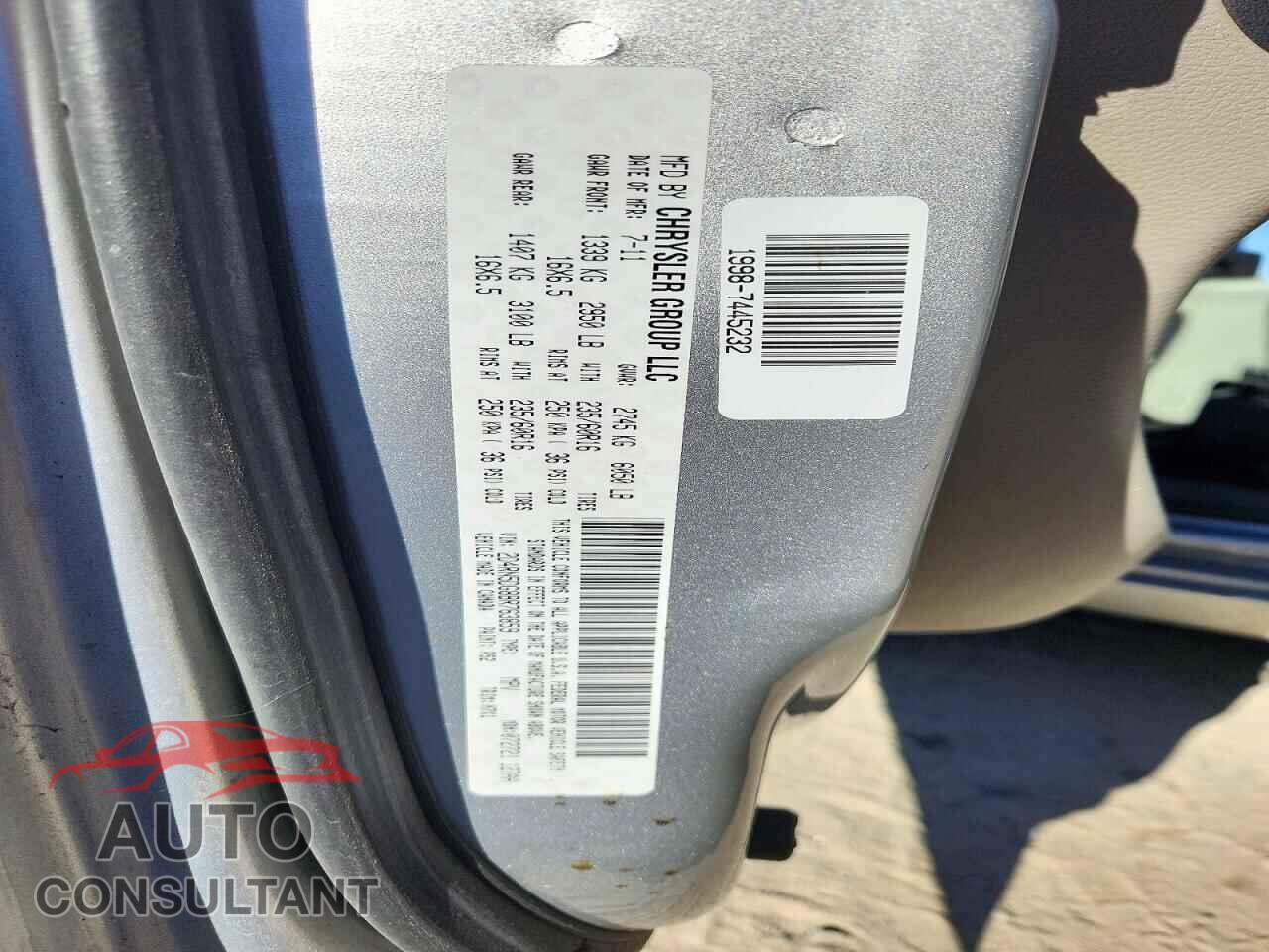 DODGE CARAVAN 2011 - 2D4RN5DG8BR763859