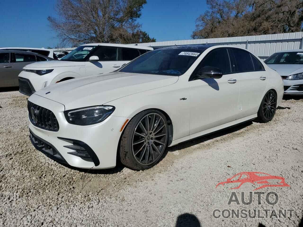 MERCEDES-BENZ E-CLASS 2022 - W1KZF6BB5NB031706