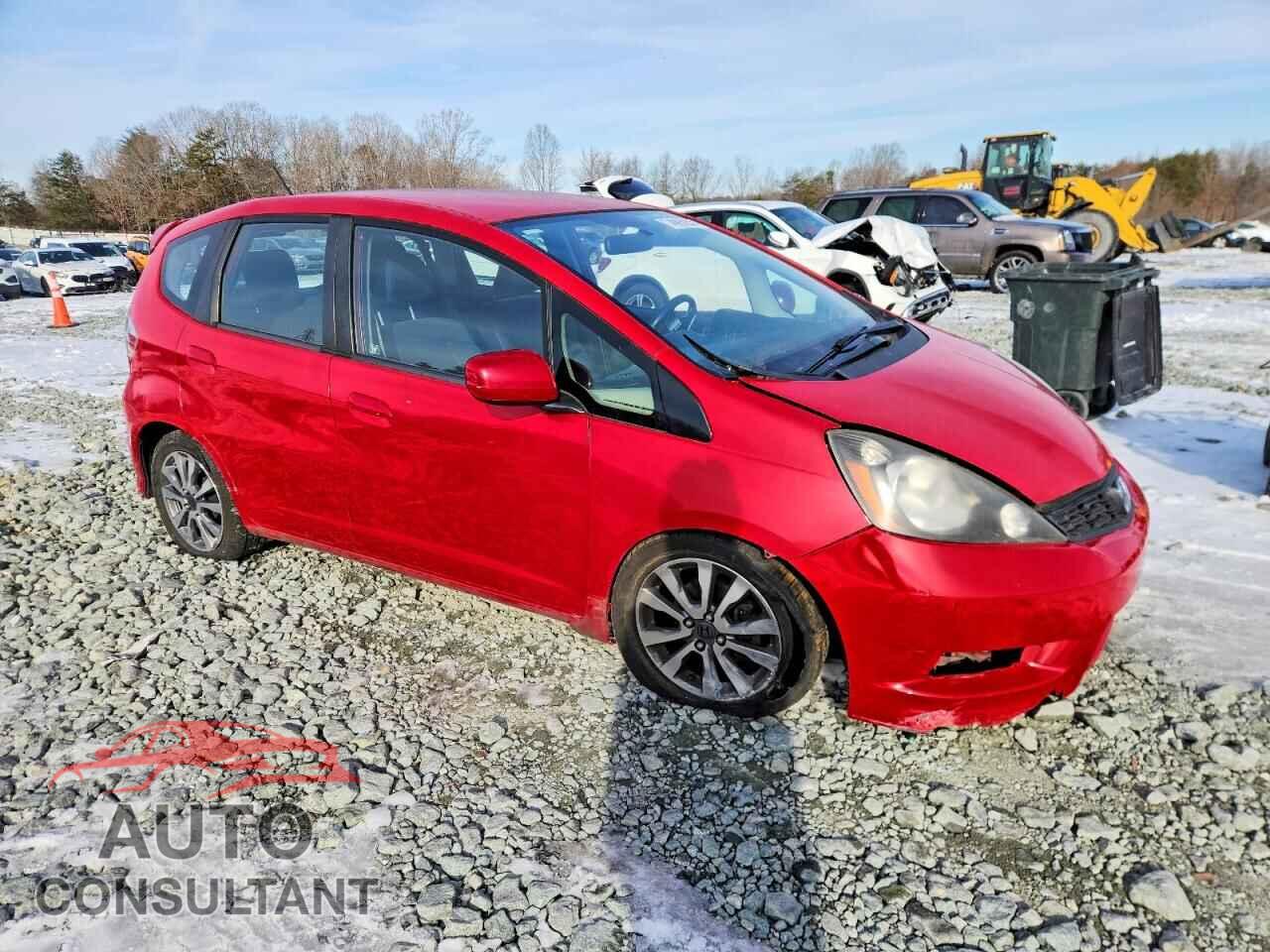 HONDA FIT 2013 - JHMGE8H51DC043327