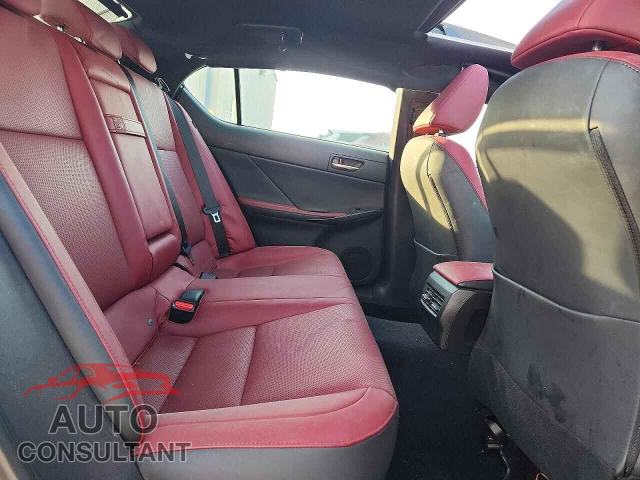 LEXUS IS 2022 - JTHDA1D22N5122545