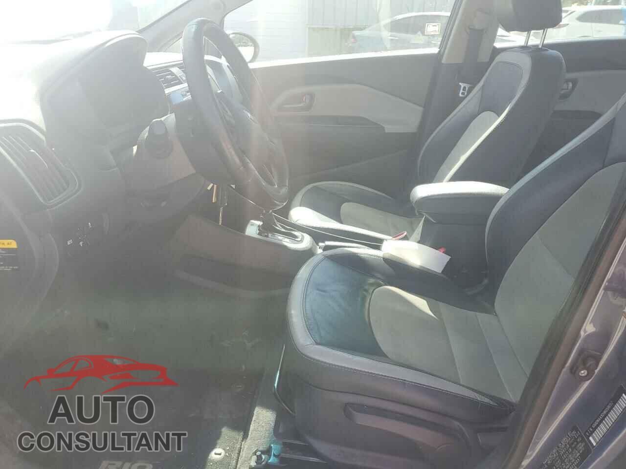 KIA RIO 2017 - KNADN4A32H6059057