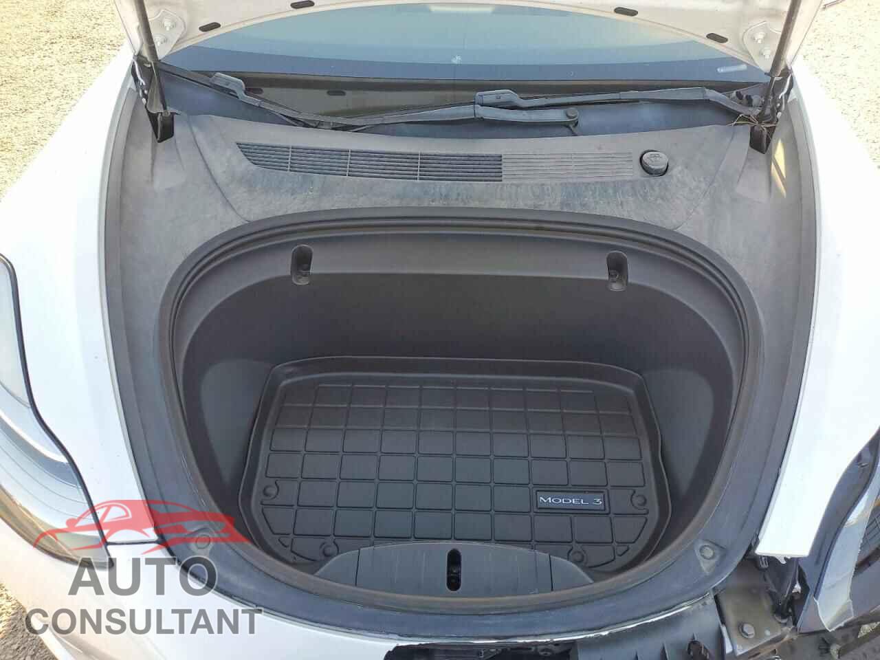 TESLA MODEL 3 2020 - 5YJ3E1EA8LF660671