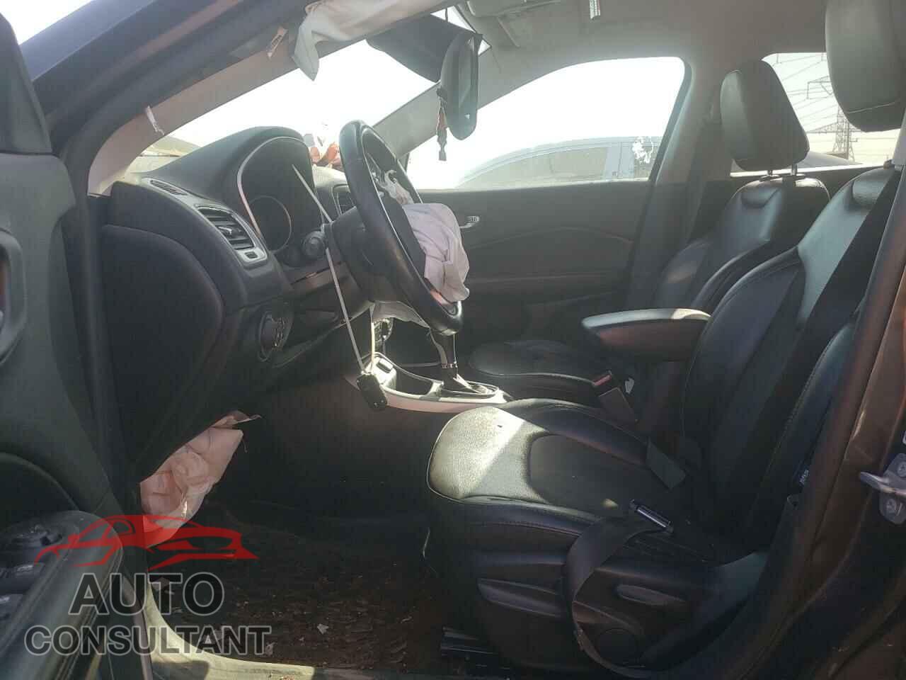 JEEP COMPASS 2019 - 3C4NJCBB9KT699363