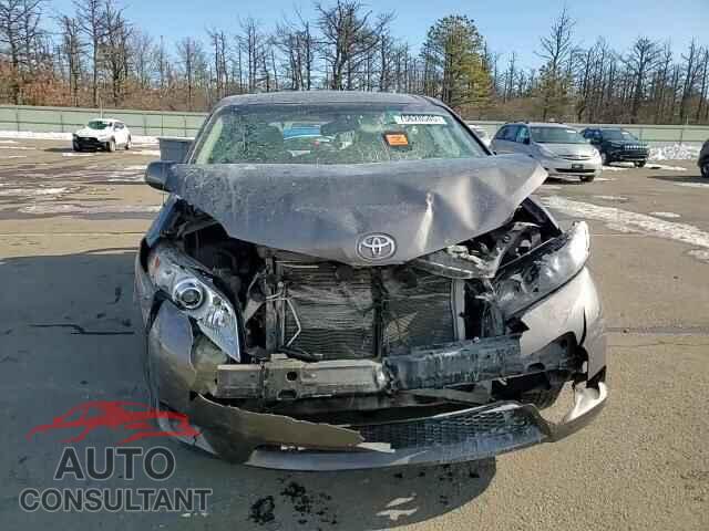 TOYOTA All Models 2011 - 5TDKK3DC4BS037836