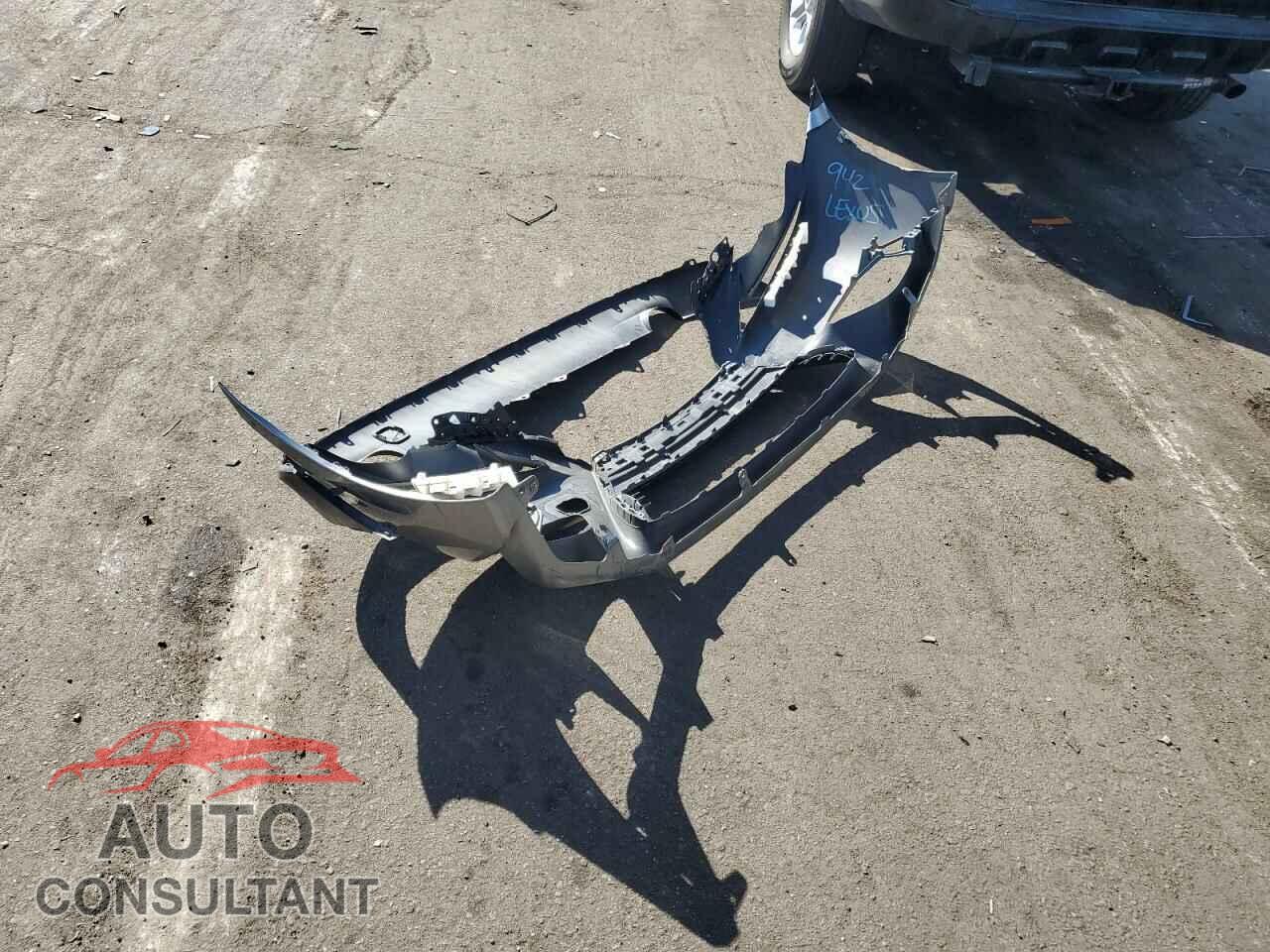 LEXUS IS 2015 - JTHCF1D21F5029496