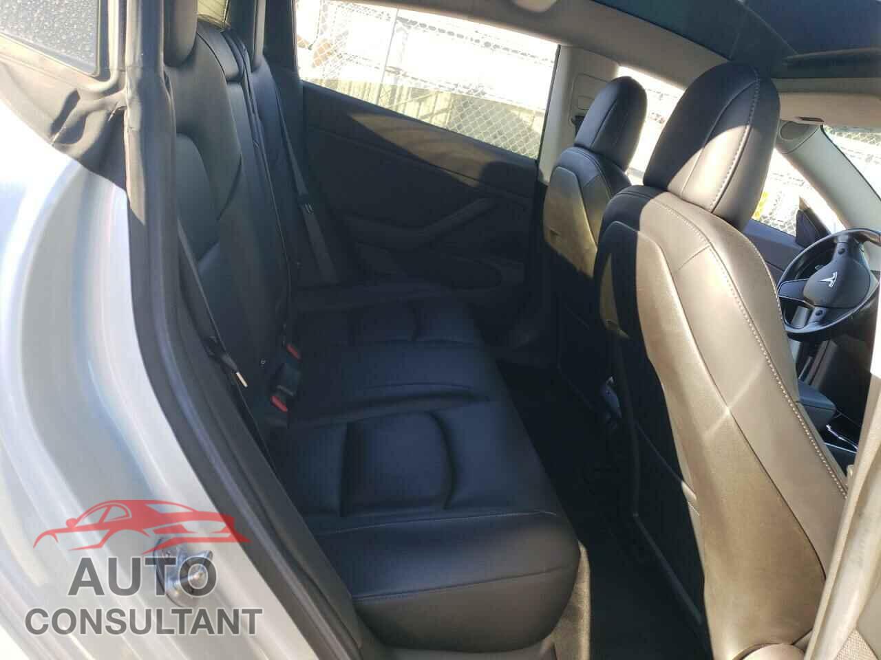 TESLA MODEL 3 2018 - 5YJ3E1EA4JF019160