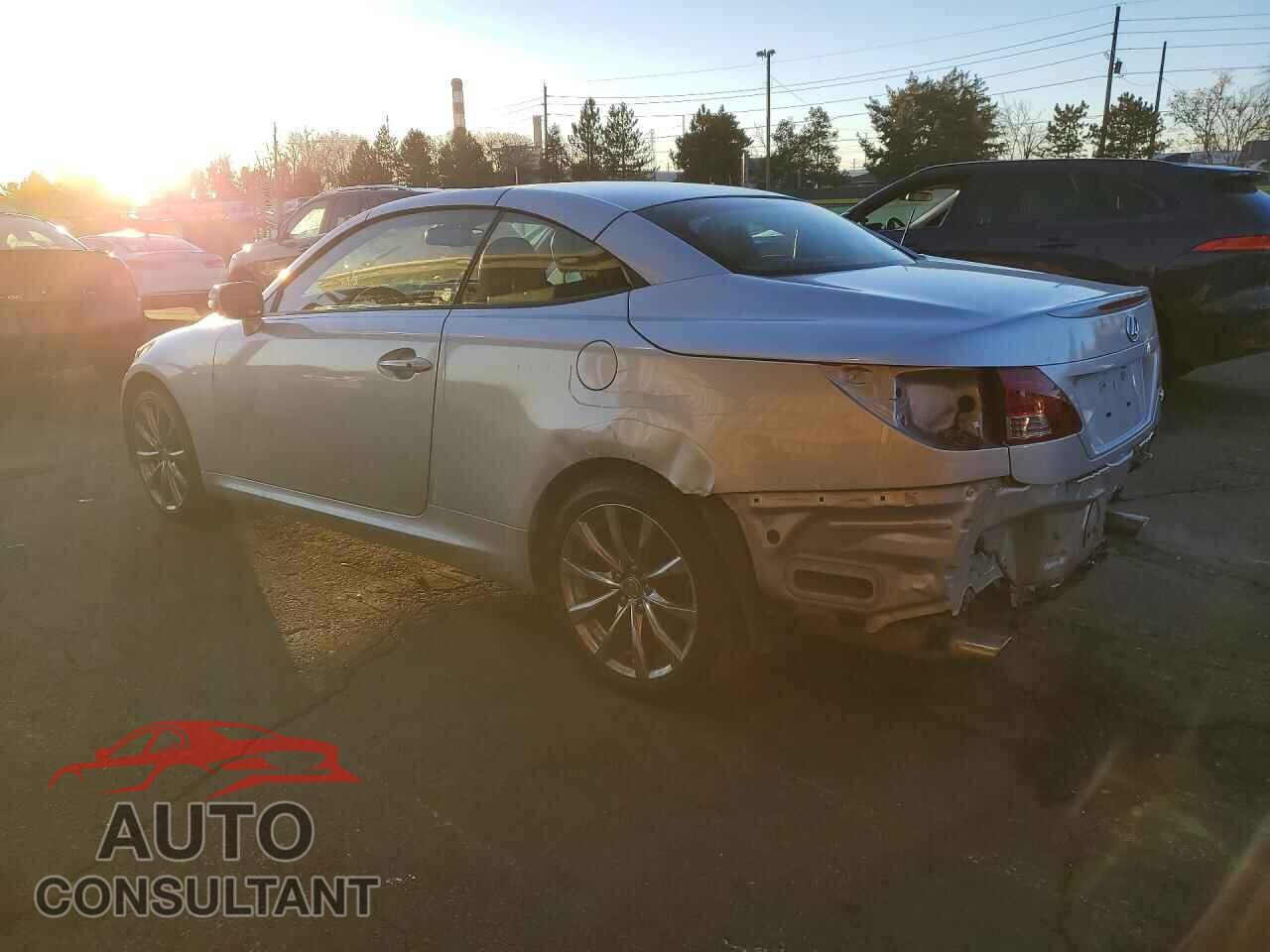 LEXUS IS 2013 - JTHFF2C25D2528854