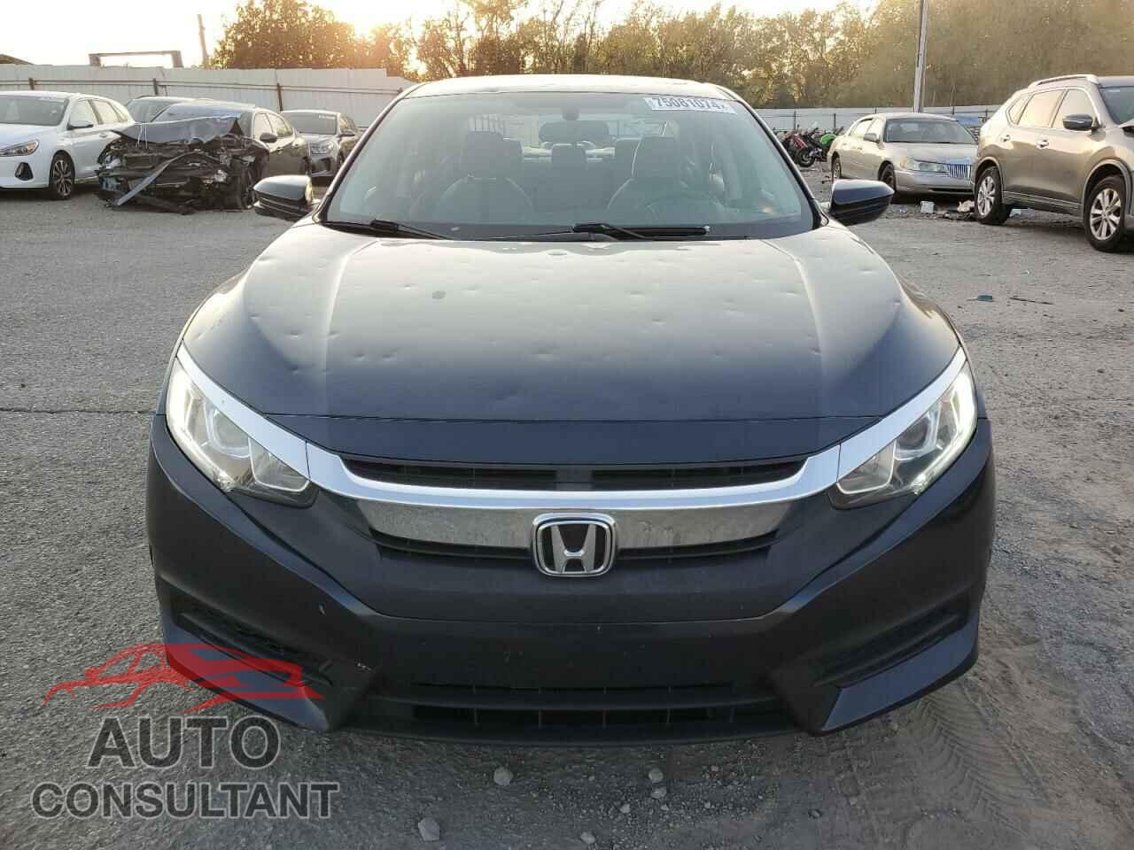HONDA CIVIC 2017 - 19XFC2F79HE026360
