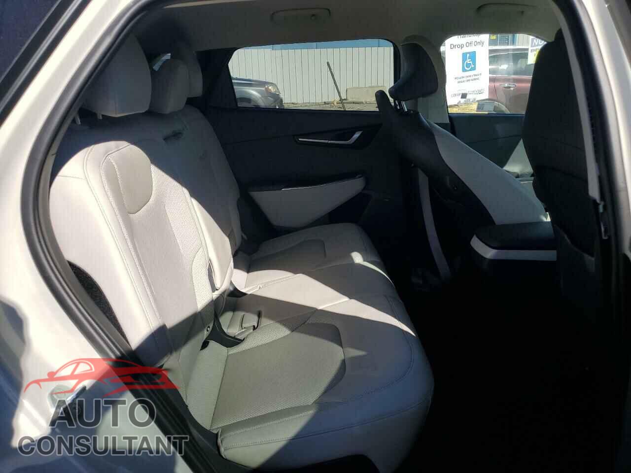 KIA EV6 LIGHT 2023 - KNDC3DLC9P5120331