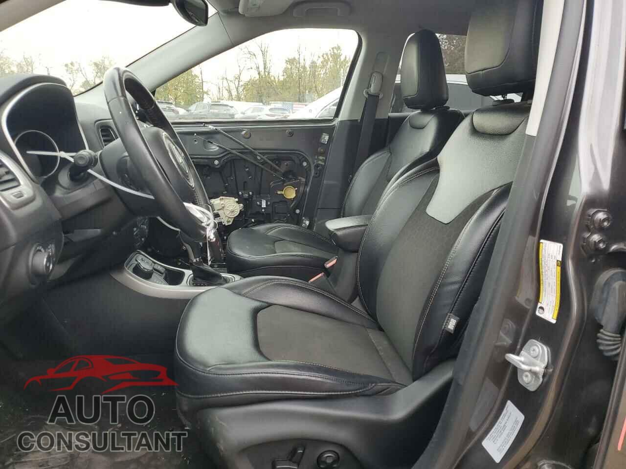 JEEP COMPASS 2017 - 3C4NJDBB0HT672289