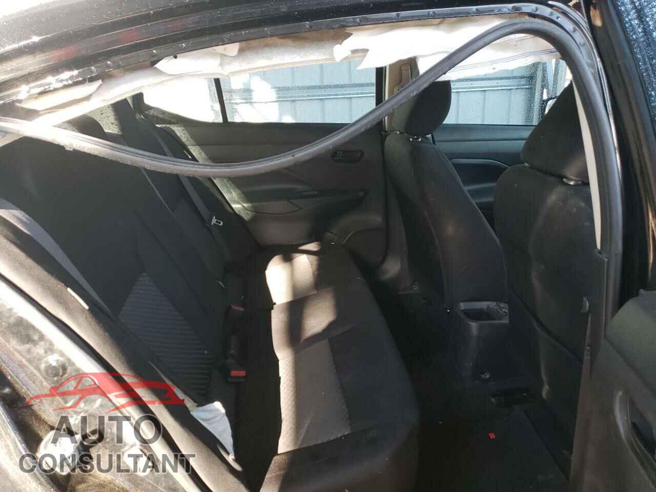 NISSAN VERSA 2021 - 3N1CN8DV8ML821202